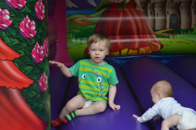 living arrows, bouncy castle, babies, dontcallmestepmummy, iheartsnapping